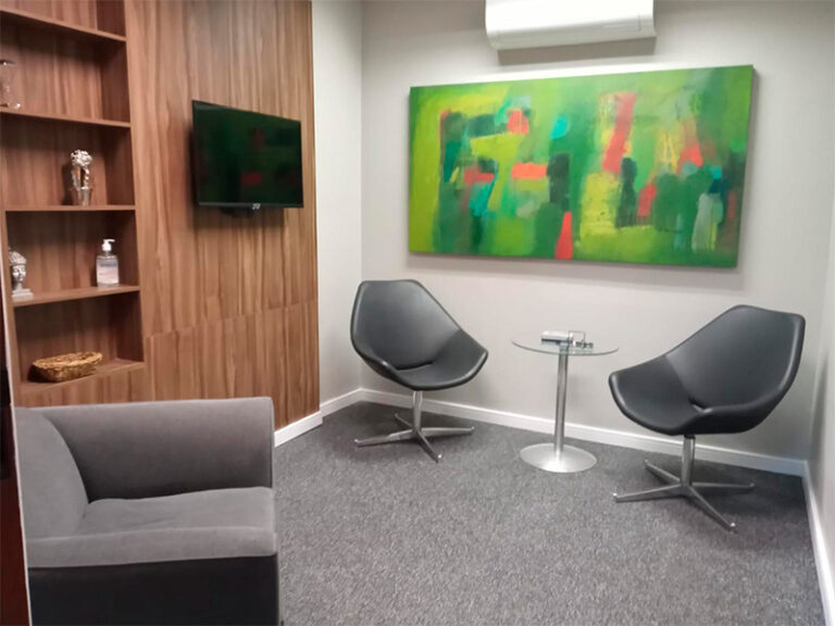 Unidade-Santana-de-Parnaíba---Sala-de-Terapia-3-pessoas